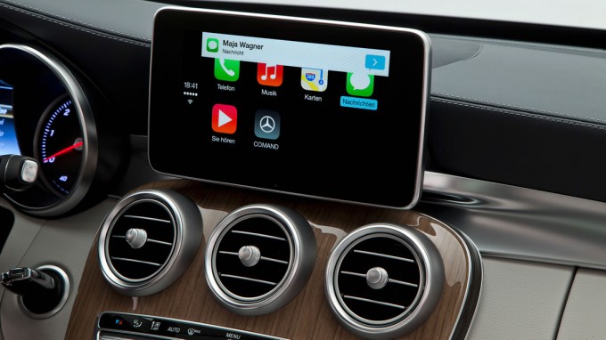 Apple「CarPlay」がアップデート。ワイヤレスにも対応。 【CLUB CARS】