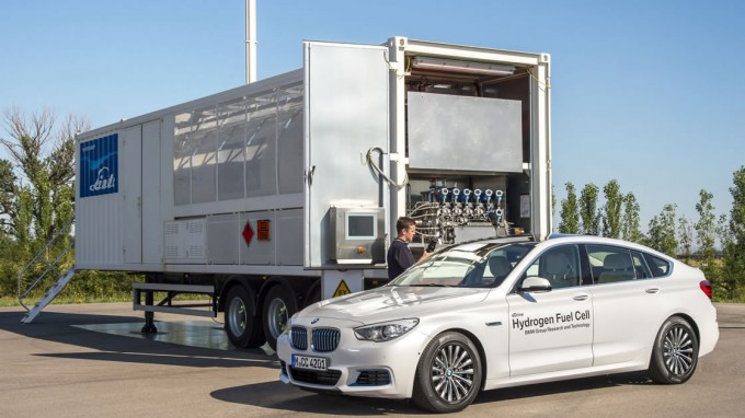 BMW Hydrogen fuel cell drive system