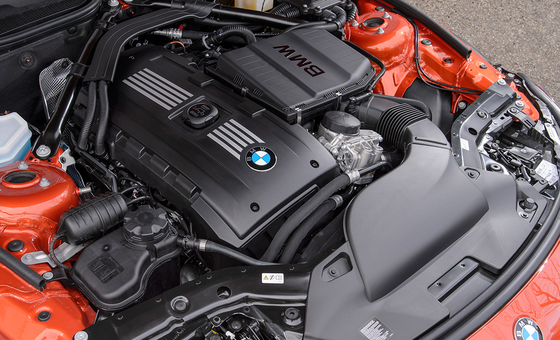 BMW Z4の新旧モデル比較 初代Eと2代目Eを比較しました CLUB