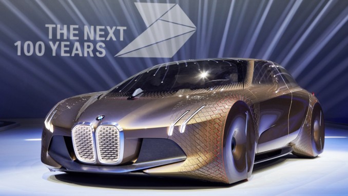 コンセプトモデル“BMW VISION NEXT 100”