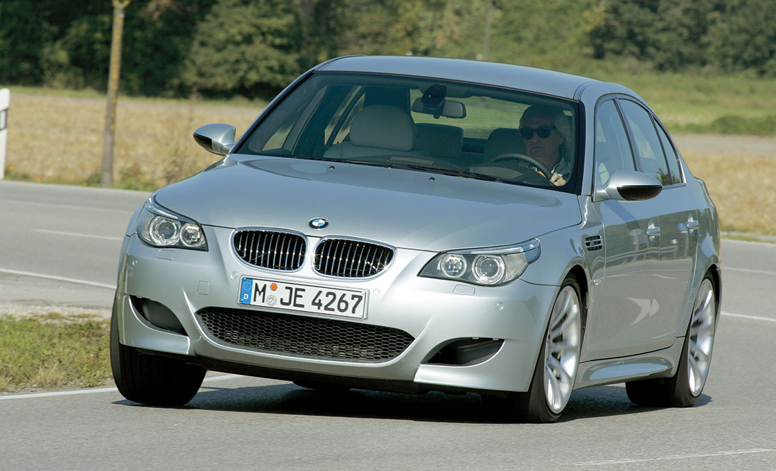 BMW-M5(E90)の-中古車情報