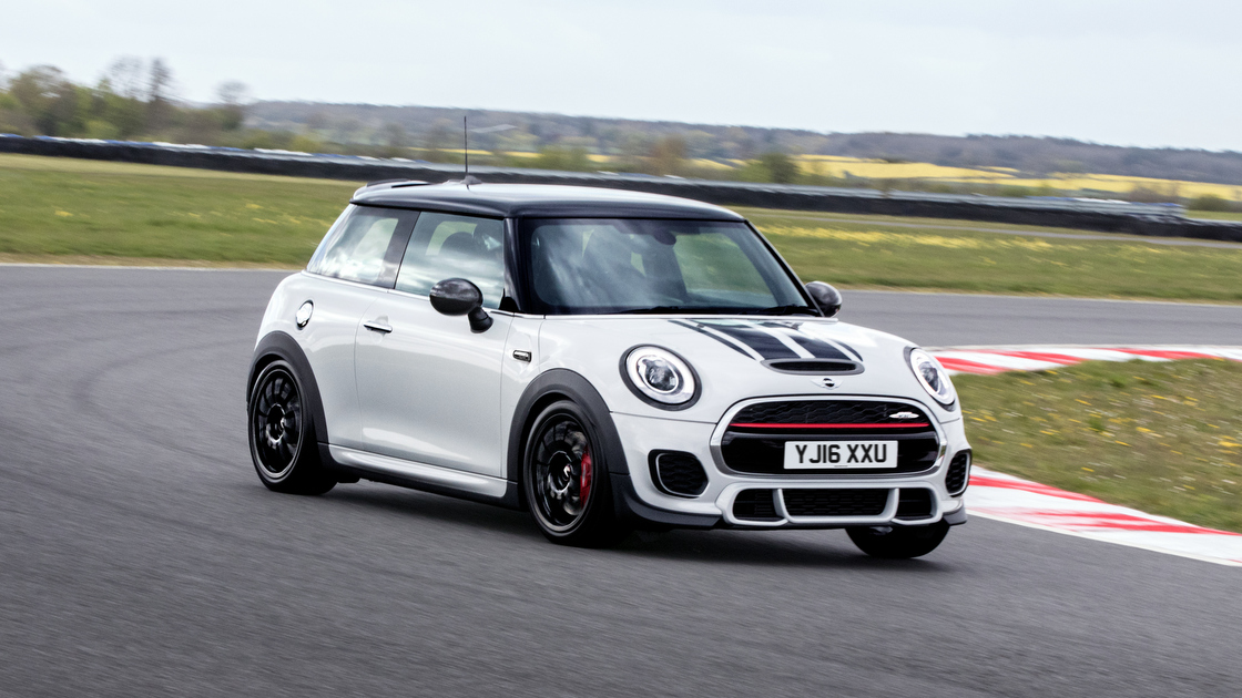 イギリス限定モデル ミニジョンクーパーワークス チャレンジがミニ3ドアに登場 Club Cars